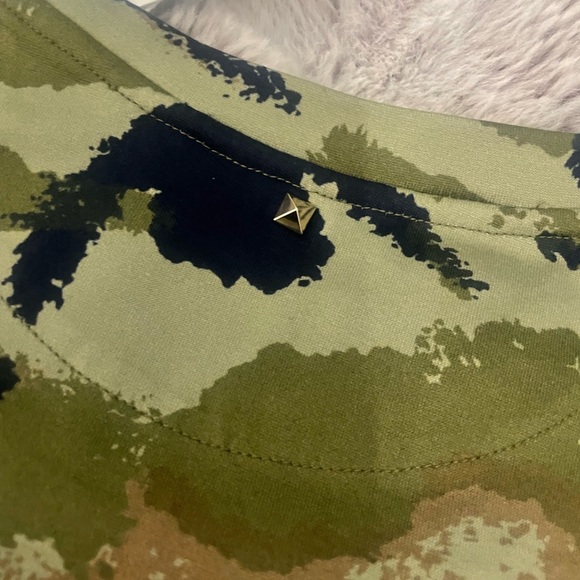 Valentino Garavani Men's Camo Camouflage Logo T-shirt Sz M - Picture 7 of 8